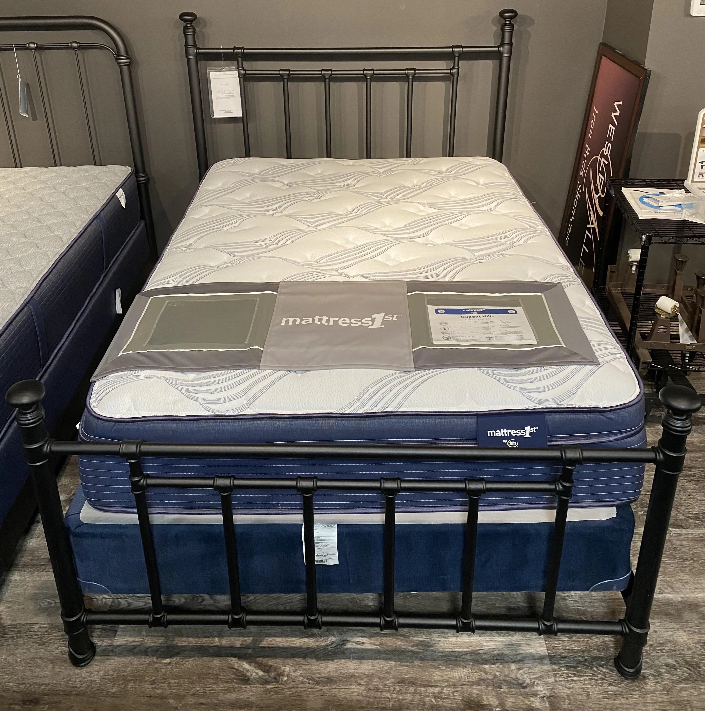 Wesley Allen Iron Beds 1094CBMPF5/0MBLK Complete Queen Blake Bed